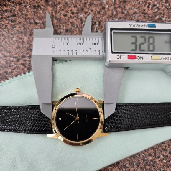 Genuine Leather Quartz Watch Diamond 12 Hour Mark - Picture 9 of 10